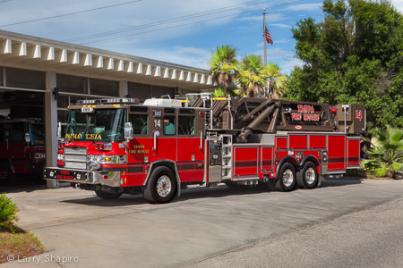 Tampa Fire Department apparatus Truck 14 Pierce Quantum midmount tower ladder Larry Shapiro photography shapirophotography.net